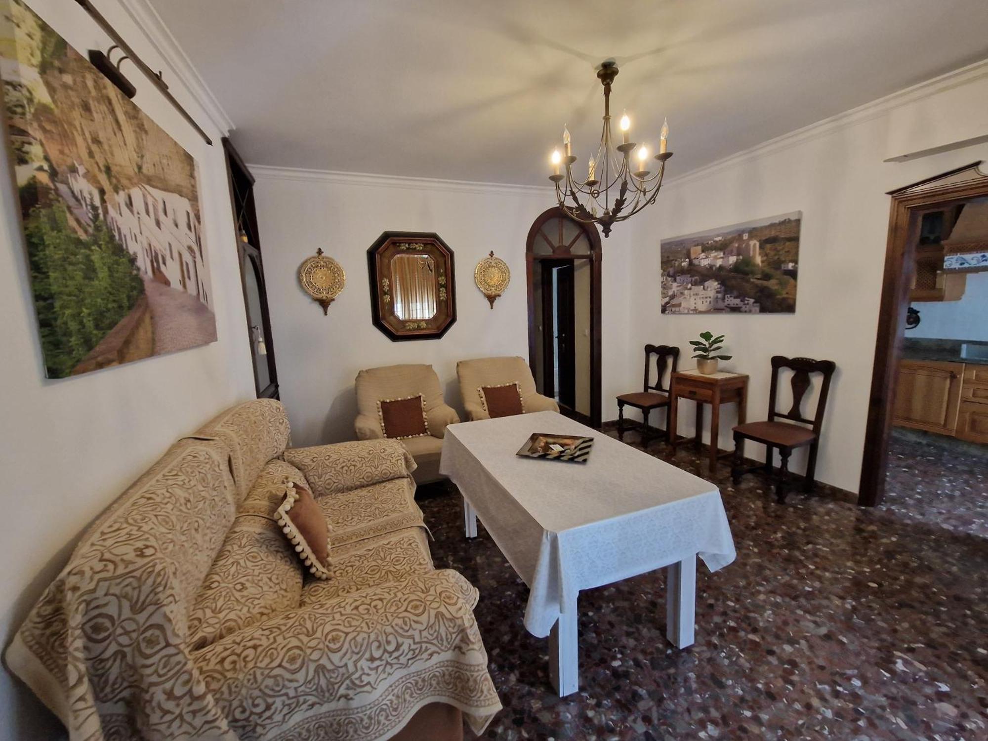 Holiday home El Aroma Del Dulce Setenil De Las Bodegas